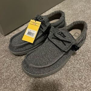 Hey Dude men’s shoes, new